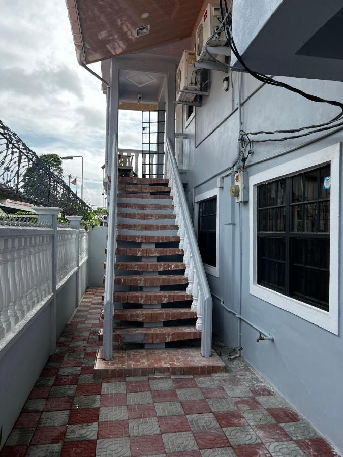 Hollywood Guesthouse Τζώρτζταουν Εξωτερικό φωτογραφία
