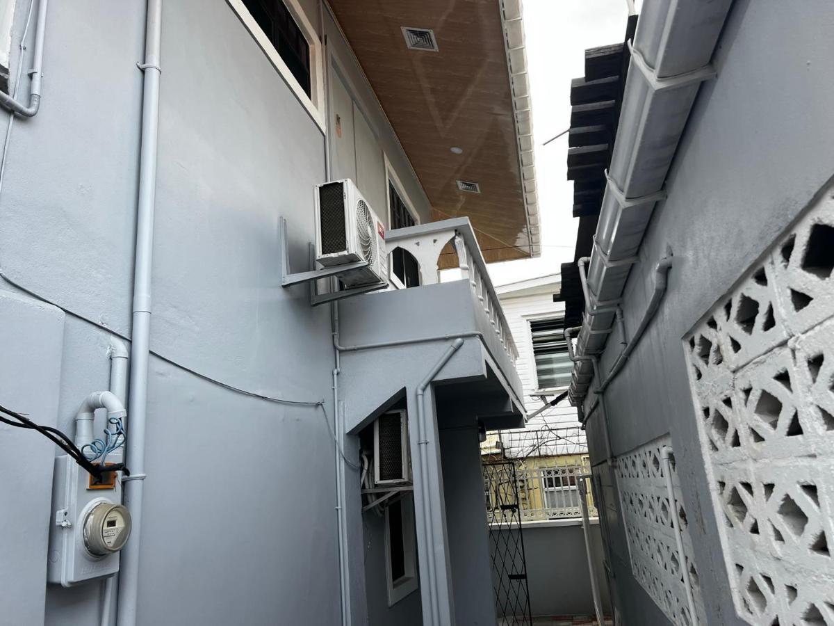 Hollywood Guesthouse Τζώρτζταουν Εξωτερικό φωτογραφία