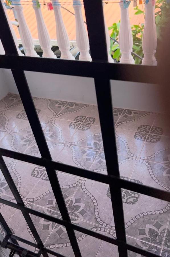 Hollywood Guesthouse Τζώρτζταουν Εξωτερικό φωτογραφία